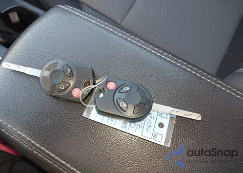 2017 Ford Escape Se from USA, damaged, VIN 1FMCU9GD2HUD77864